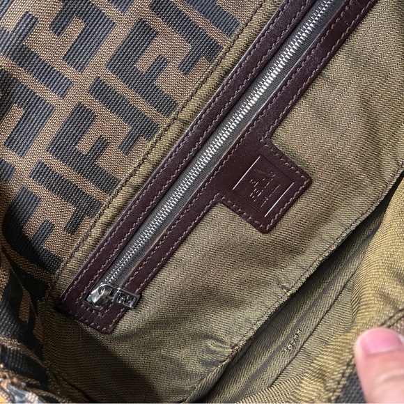 Vintage Fendi Zucca Baquette Shoulder Bag - Picture 5 of 11